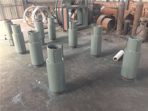 <a href='/zxwybcq.html'>轴向外压式波纹补偿器</a>